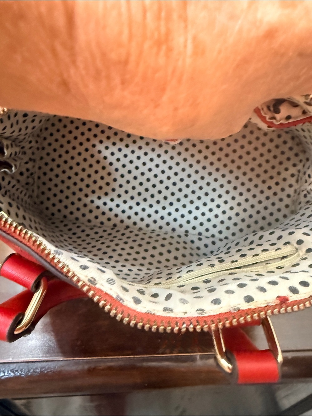 Coco + Carmen Red Dome
Satchel Handbag | Gold
Hardware | rolled handles
EUC - Picture 8 of 12